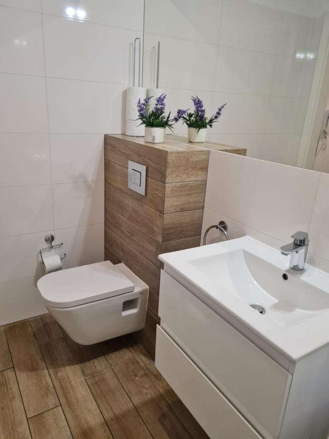 Apartamentyprzymorzu Apartament Z Basenem I Bawialnia Kołobrzeg Exterior foto